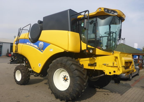 Характеристики комбайнов New Holland серии CX