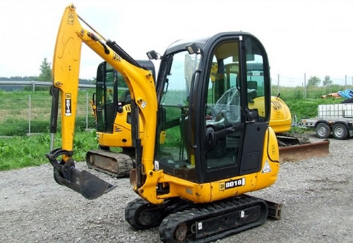 мини-экскаватор JCB, особенности техники данного бренда