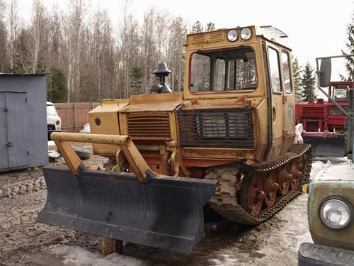 трактор трелевочный ЛХТ-55