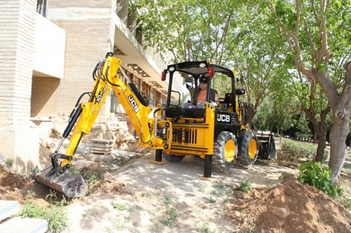 Обзор основных характеристик модели 1CX мини-экскаватора JCB