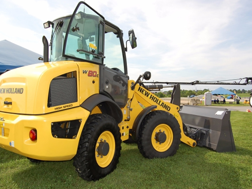 Особенности новых погрузчиков New Holland С-серии