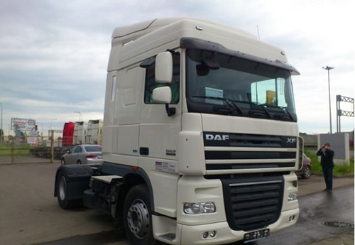 седельный тягач DAF XF 105