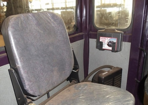 комфортная кабина автогрейдера ДЗ-180