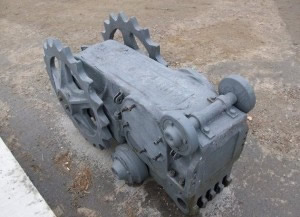 Основное предназначение ходовой части гусеничного крана МКГ-40