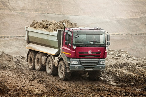 Основная работа TATRA PHOENIX T158 8P5R46 8×8.2 в карьере