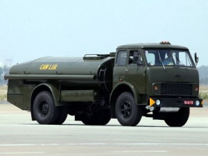 топливозаправщик ТЗА-7,5-5334