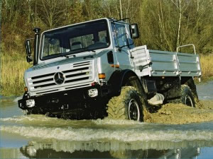 Модель Унимог U 4000