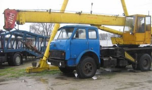 автокран на шасси МАЗ-500