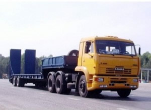 грузовой автопоезд в составе КамАЗ-65116