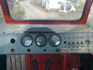 устройство кабины трактора ТДТ-55