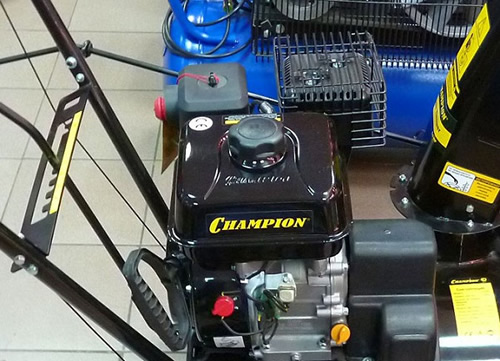 Силовая установка снегоуборщика Champion ST656BS