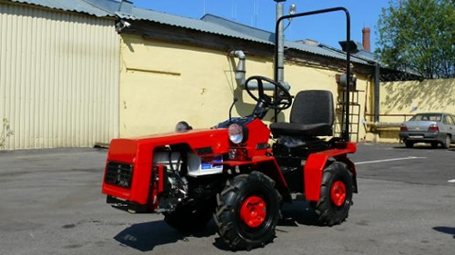 Главные характеристики модели мини-трактора «Беларус» 132Н