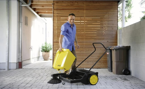Назначение, преимущества и недостатки подметальной машины Karcher S 750