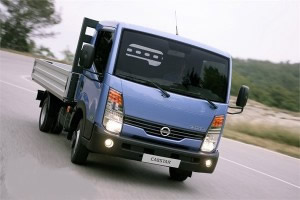 поездка на грузовике nissan cabstar