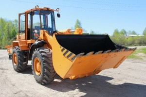 как устроена подъемная система погрузчика Амкодор 352